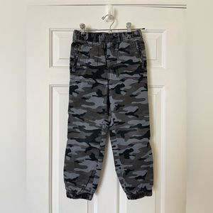 GAP KIDS JERSEY LINED CAMO JOGGERS SIZE M